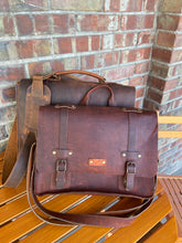 Load image into Gallery viewer, Sm. Vintage Messenger Bag