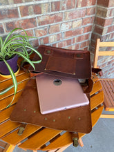 Load image into Gallery viewer, Med. Vintage Messenger Bag