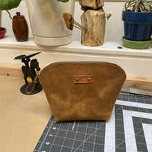 Load image into Gallery viewer, Essentials Bag